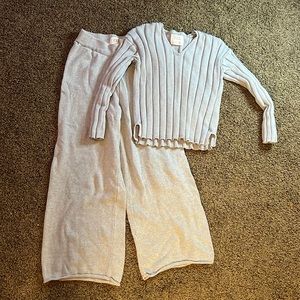 Zara girls matching sweater set! Super cute will fit 11-12!